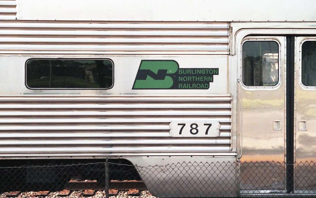 HO Scale Burlington Northern Green/Black Logo Budd Car Decal Set